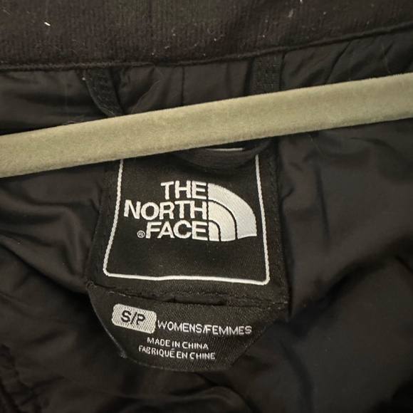 The North Face Black Freedom Insulated Snow Pants - Picture 2 of 4